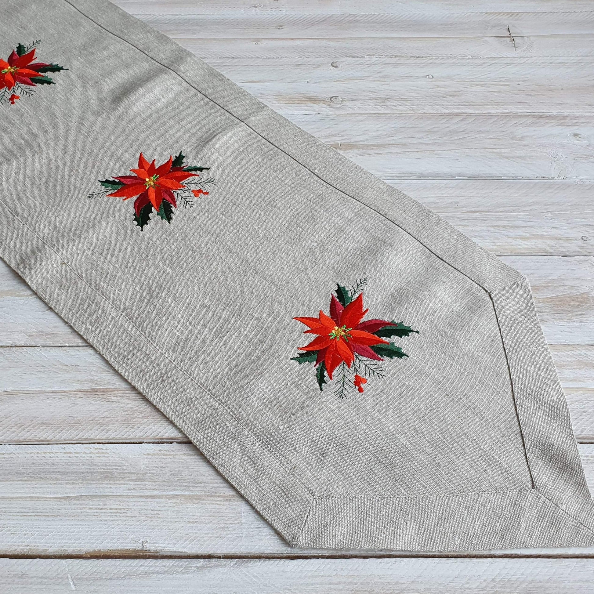 Table runner with embroidery WINTER - Linen4me