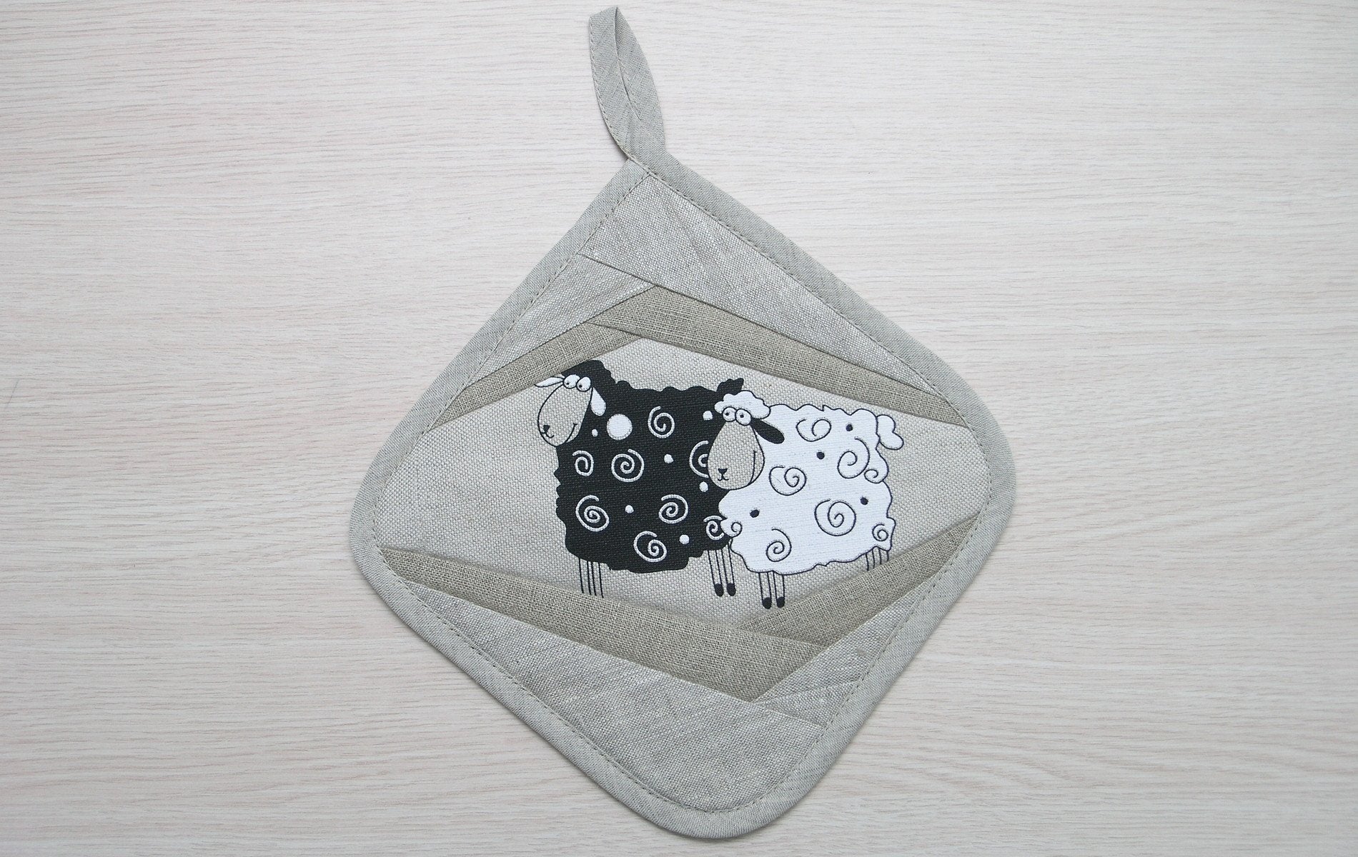 Kitchen potholder SHEEP - Linen4me