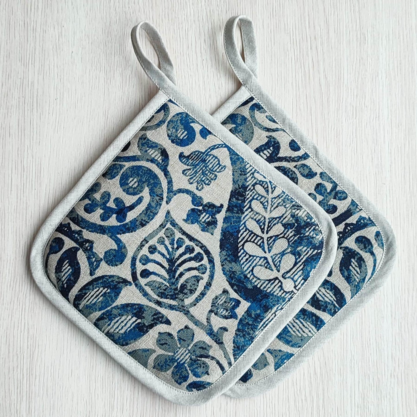 Kitchen potholder BLUE ORNAMENT - Linen4me