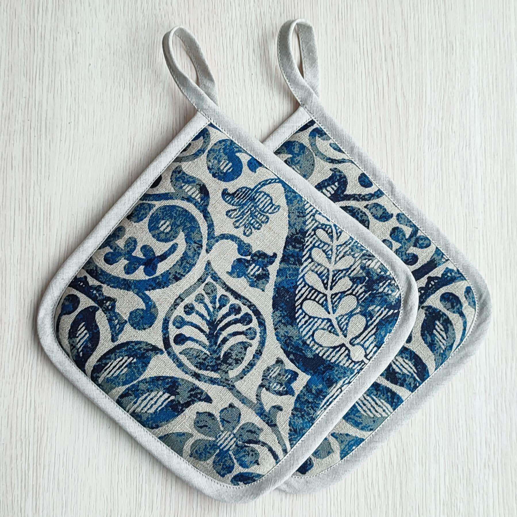 Kitchen potholder BLUE ORNAMENT - Linen4me