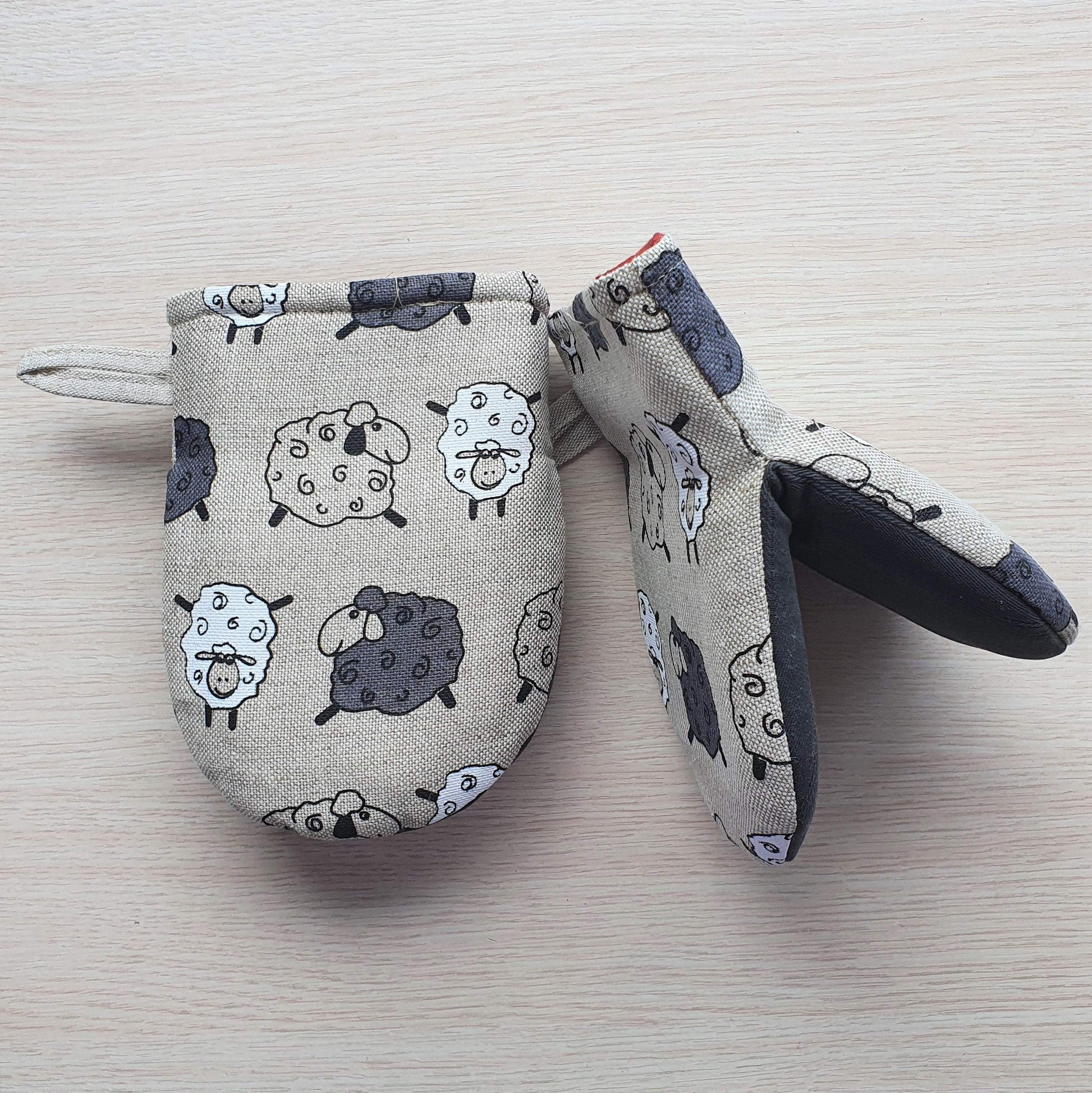 Oven mitt LITTLE SHEEP - Linen4me