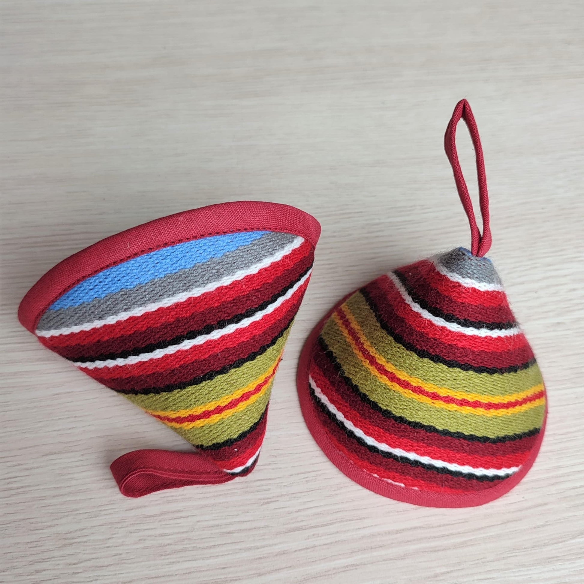 Small kitchen potholders STRIPED - Linen4me