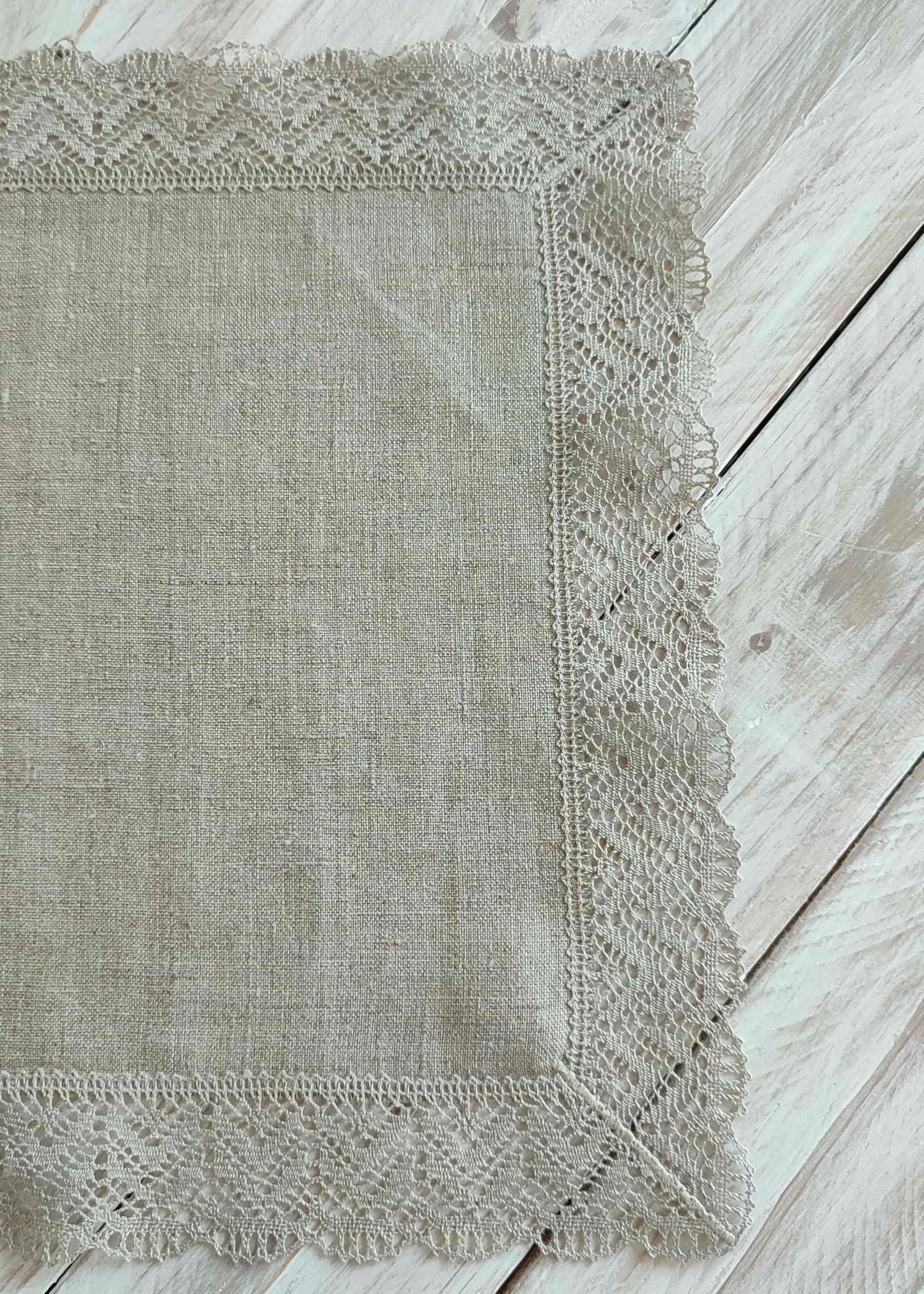 Table runner KAREN - Linen4me