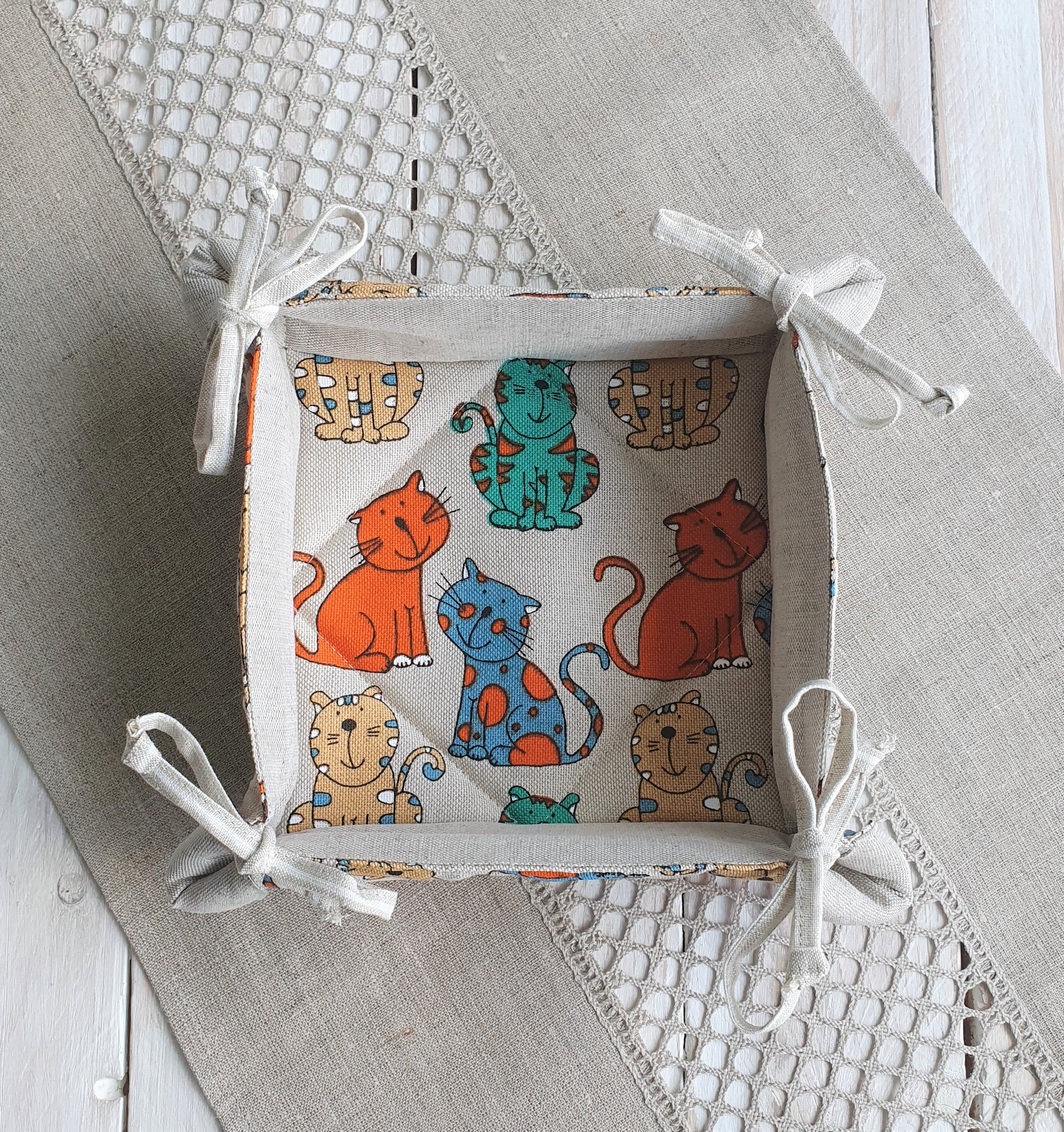 Breadbasket ORANGE CAT - Linen4me