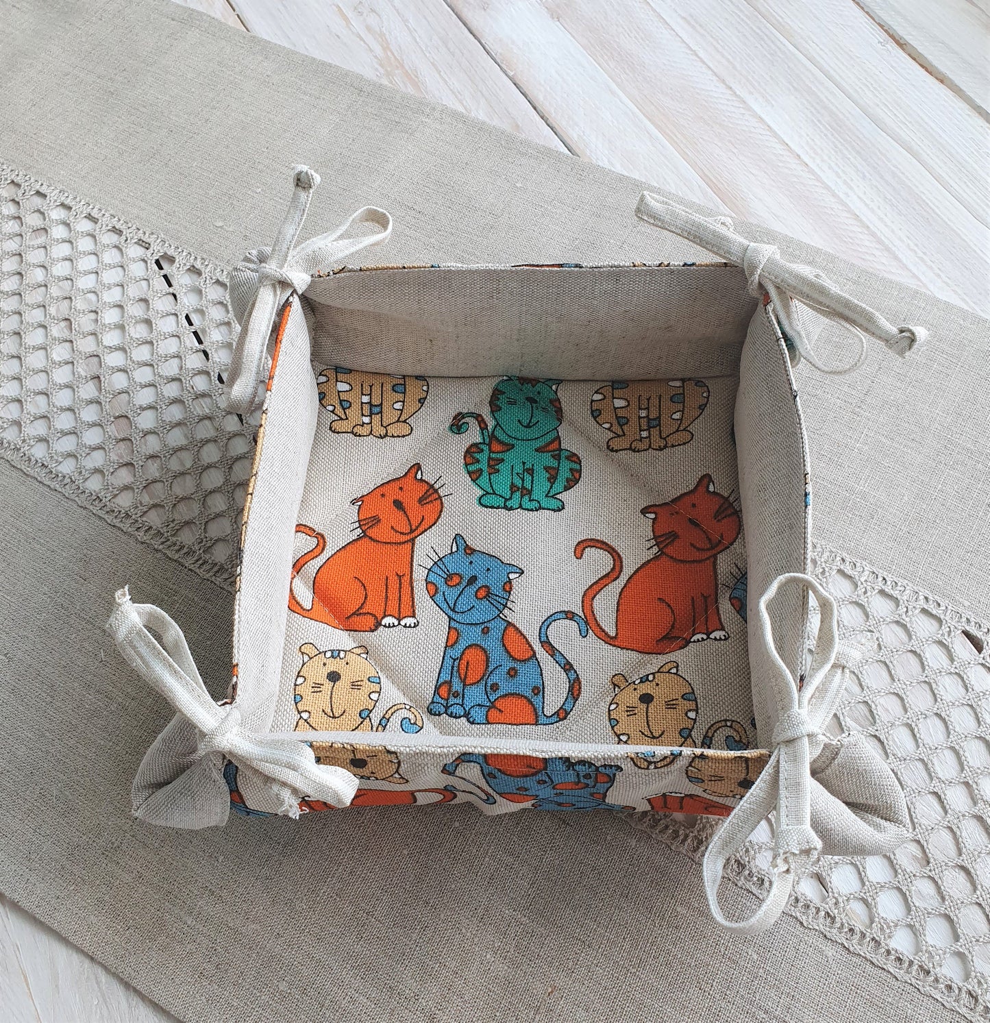 Breadbasket ORANGE CAT - Linen4me