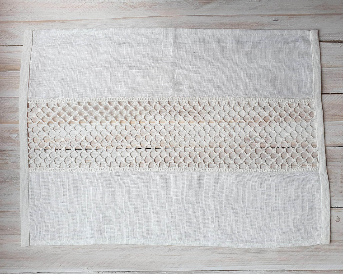 Placemat with lace EMMA - Linen4me