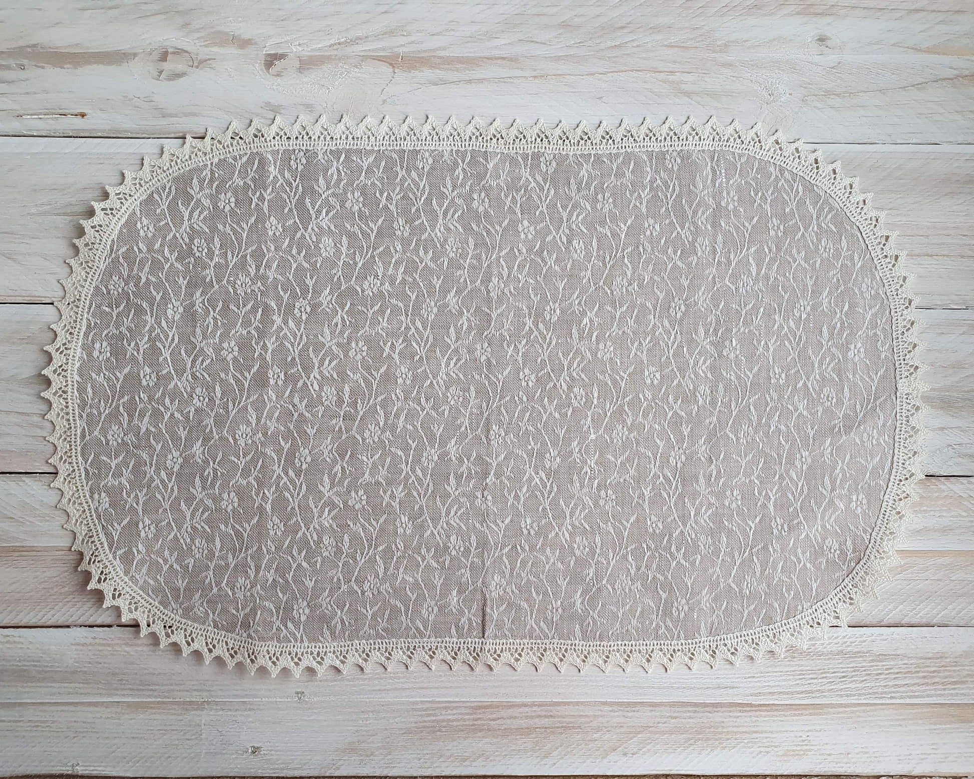 Napkin with lace ANNA - Linen4me