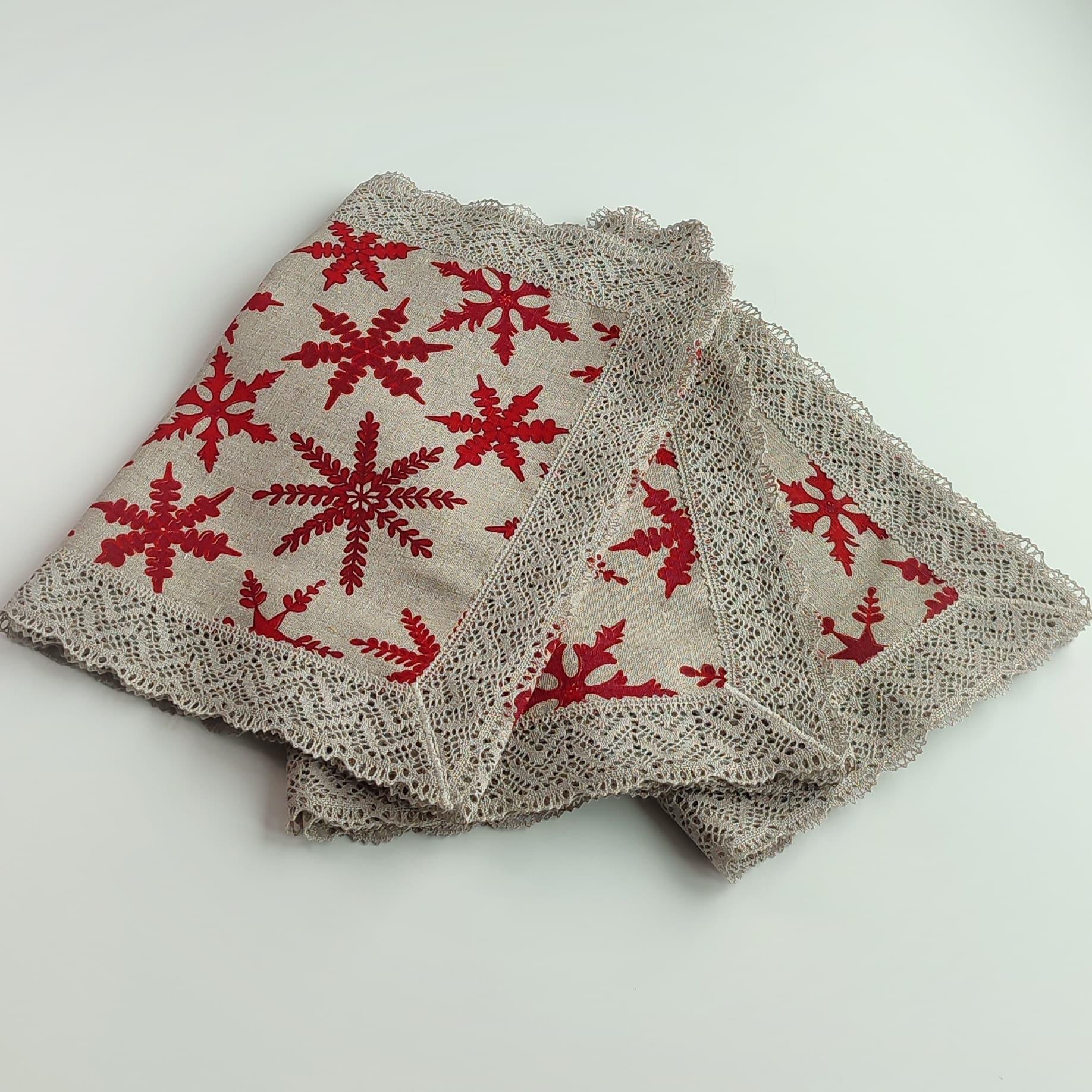 Table runner with lace CHRISTMAS - Linen4me