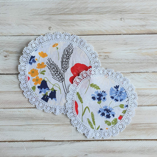 Round doily with lace FLOWERS - Linen4me