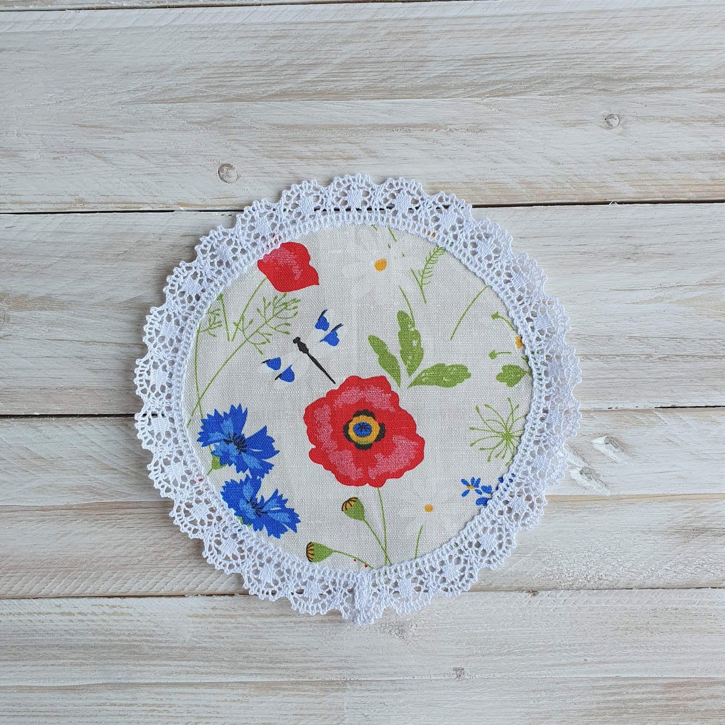 Round doily with lace FLOWERS - Linen4me